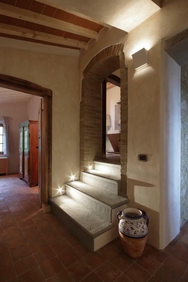Podere Ripi โวลแตร์รา ภายนอก รูปภาพ